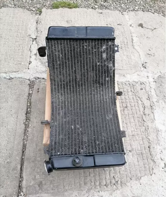 RADIATOR suzuki gsxr 600 / 750 SRAD
