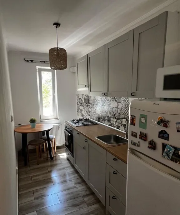 Dristor parter decomandat