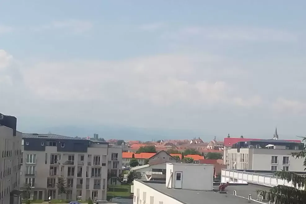 Garsoniera decomandata Sibiu cu vedere munte