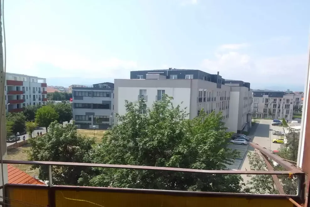 Garsoniera decomandata Sibiu cu vedere munte