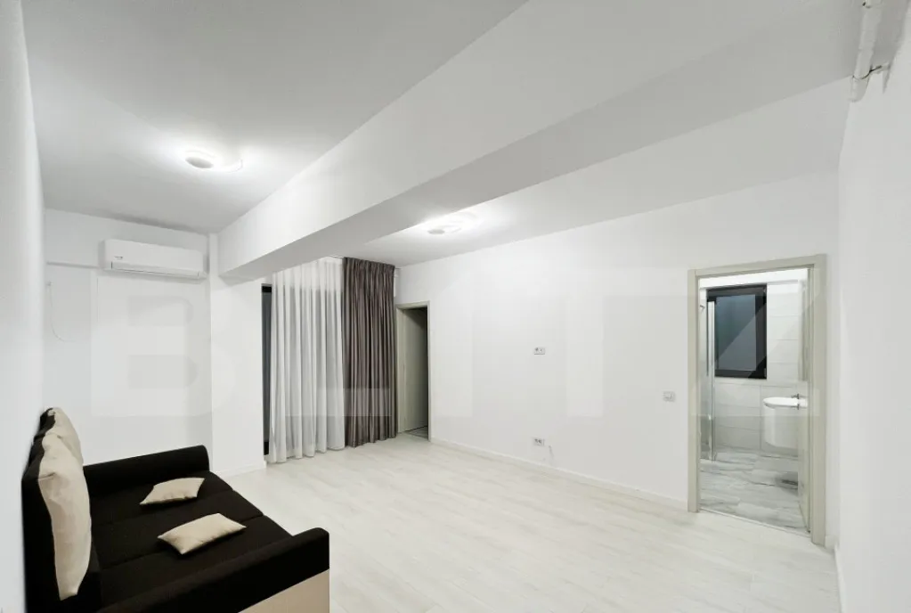 Apartament o camera 41 mp loc de parcare inclus zona Galat