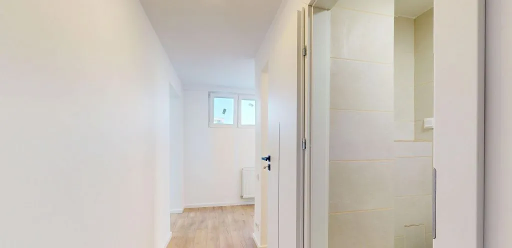 Apartament 2 camere renovat 5 Minute Metrou Constantin Br