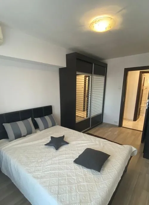 Apartament 3 camere Blv Unirii langa tribunal 82 mp