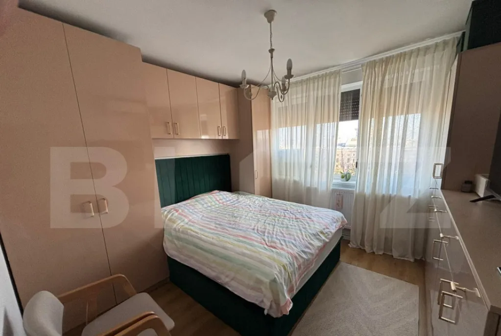 Apartament 3 camere 68 mp zona Ultracentral