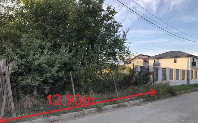 Proprietar Vand teren 285 mp intravilan construibil - Stradal intre case - Str Teius 190