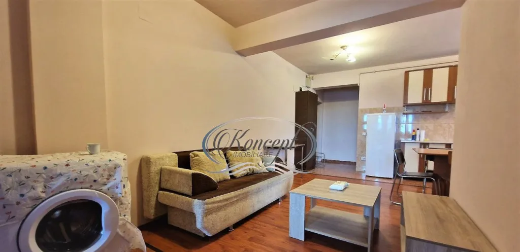 Apartament cu parcare pe Calea Turzii