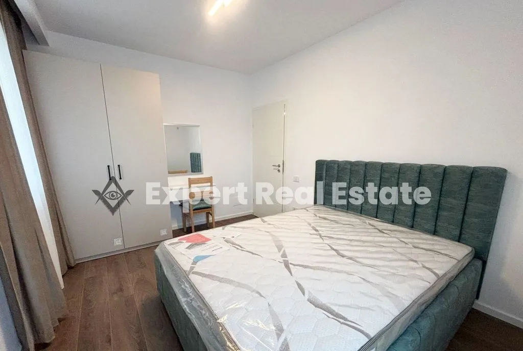 Apartament 3 camere prima inchiriere gradina