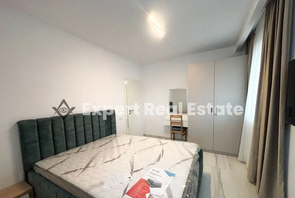 Apartament 3 camere prima inchiriere gradina