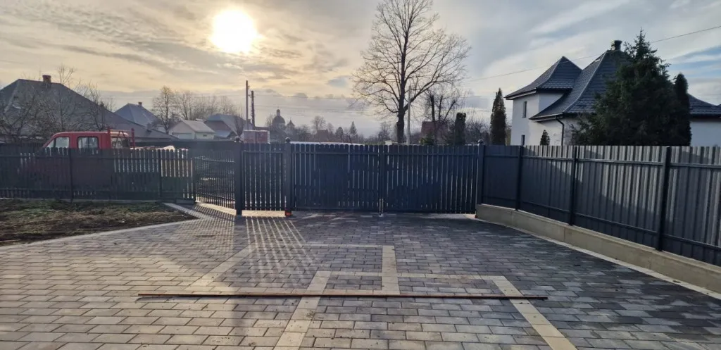 Spatiu comercial de vanzare zona Dumbrava