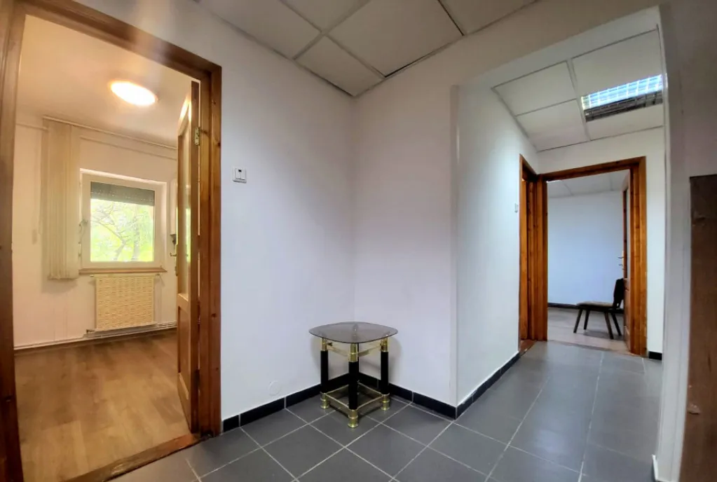 Spatiu de birou - 4 camere 70 mp - Ultracentral zona