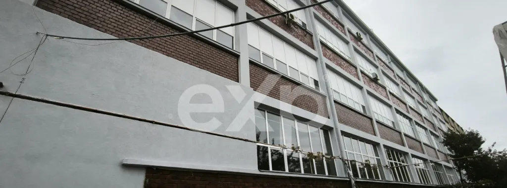 De vanzare cladire - birou depozitare sau productie -