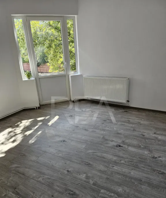 4 camere Dristor decomandat et 1 an 1983 metrou 81 mp anvel