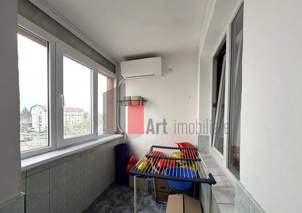 Apartament 4 camere zona Aparatorii Patriei Berceni