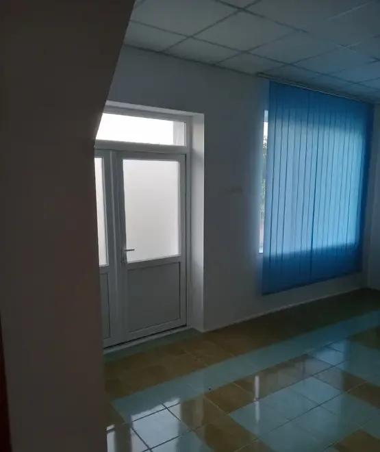 Spatiu comercial pentru inchiriat in comuna Tutora