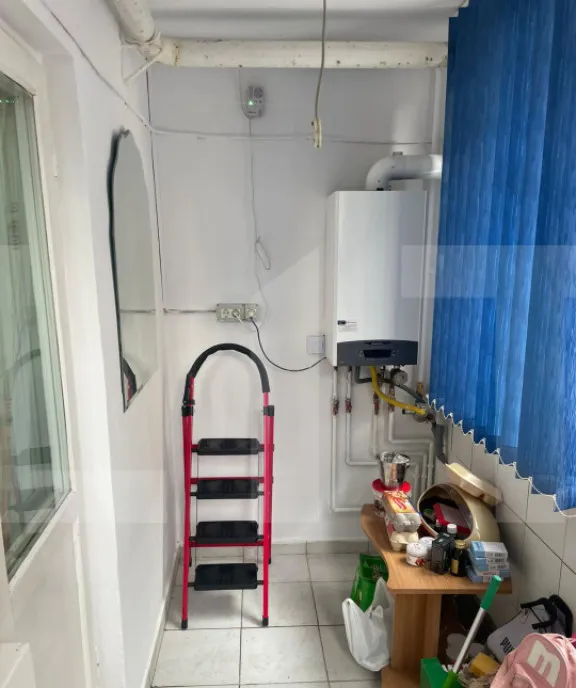 Apartament 4 camere 82 mp zona Lipovei