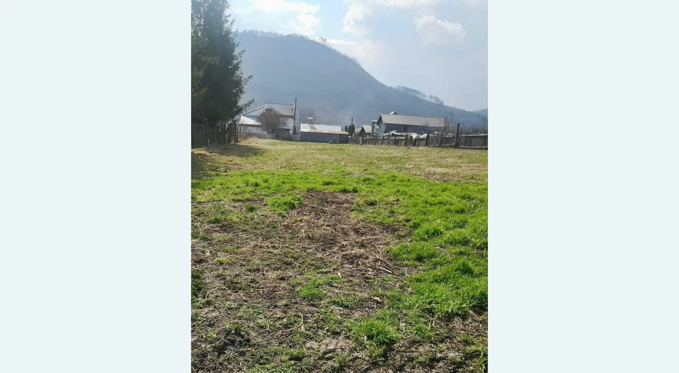 Teren intravilan de vanzare Garcina Neamt