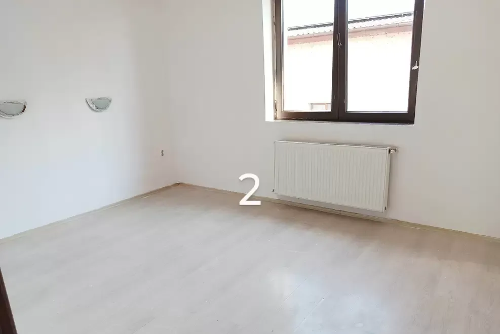 Apartament 2 camere cu loc de parcare