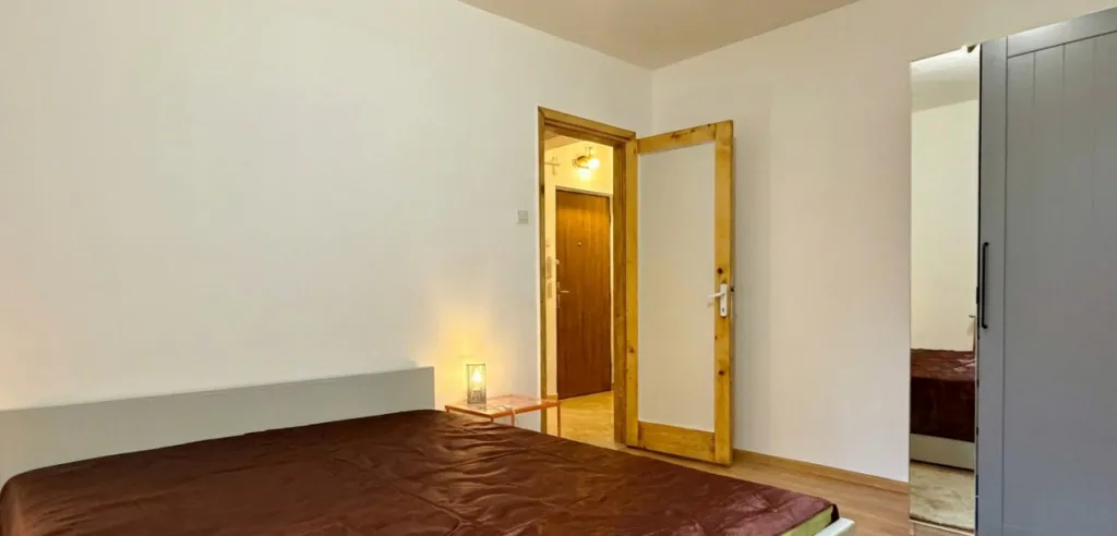 Apartament 2 camere Calea Calarasilor Centrala propr