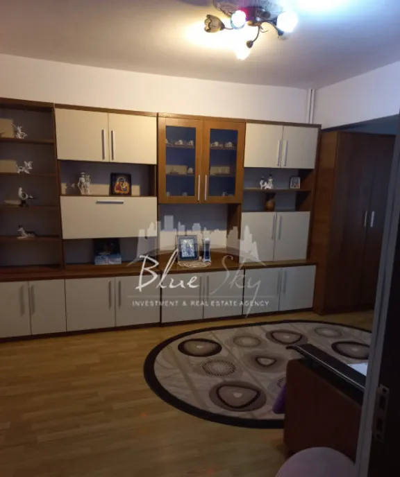 Inchiriez apartament 3 camere Bratianu