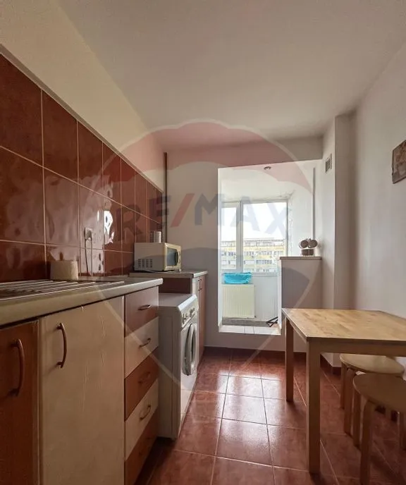 Ap 2 camere Centrala proprie Etaj 1/3 MegaMall Vatra L