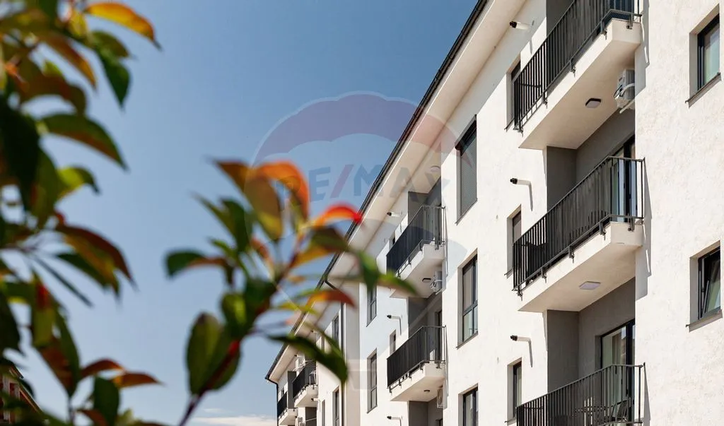 Apartament Nou 3 camere de vanzare zona Gradiste