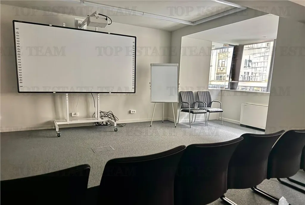 Spatiu comercial / office ultracentral de inchiriat complet