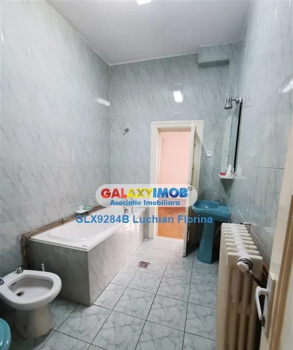 Apartament 3 camere decomandat boxa I Occidentului