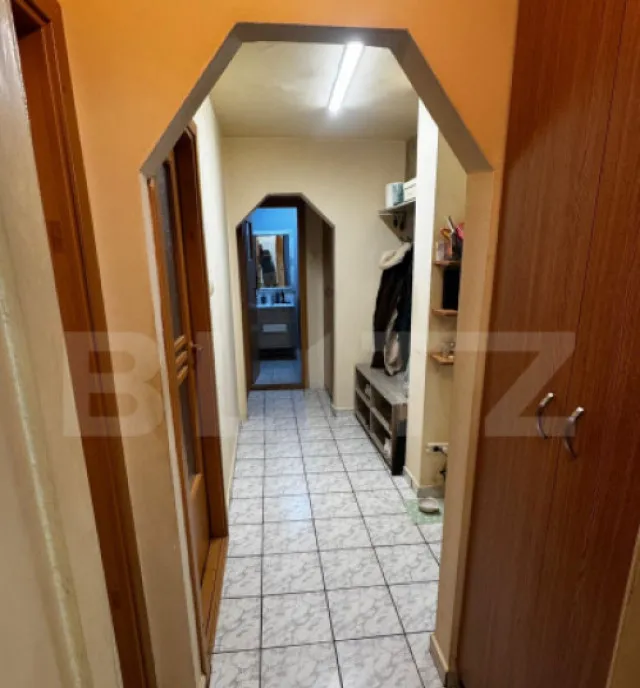 Apartament 4 camere decomandate 86 mp zona Soarelui