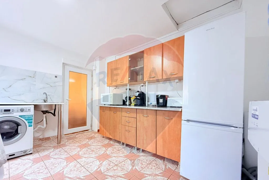 Casa individuala de vanzare 3 camere Soseaua Alex