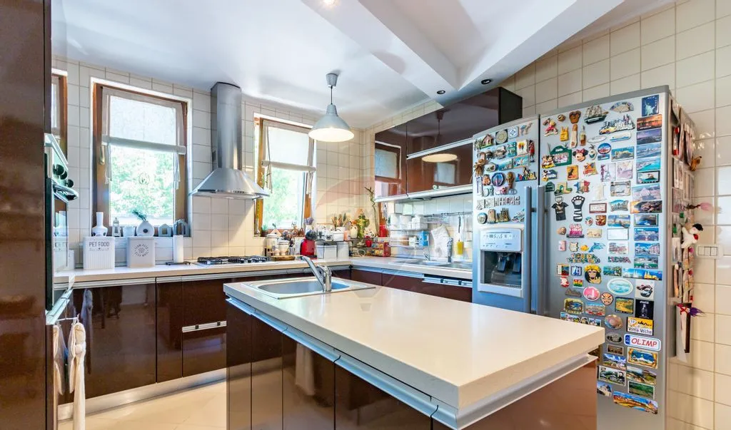 Casa / Vila de vanzare in Corbeanca Laguna Albastra l