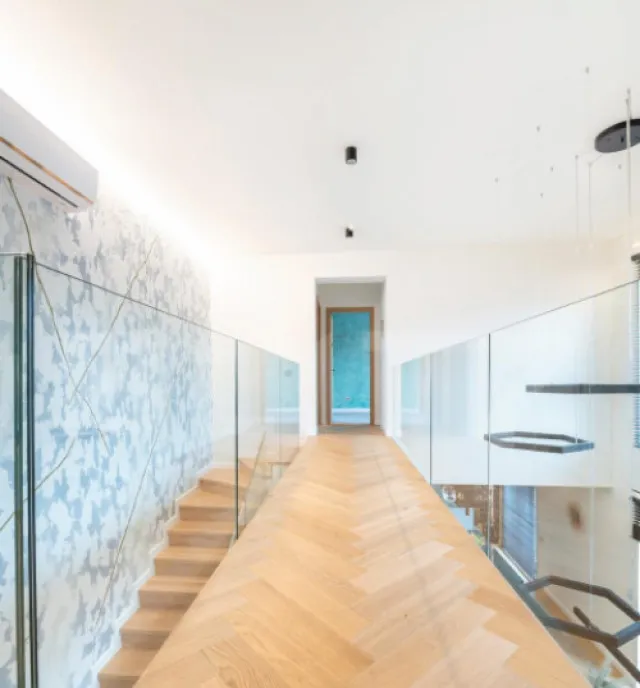 Casa premium 5 camere 243 mp utili 665 mp de teren acces