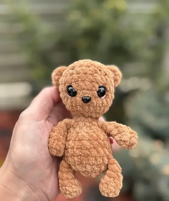 Ursuletul crosetat manual