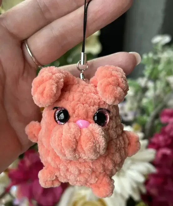 Iepuras crosetat manual breloc