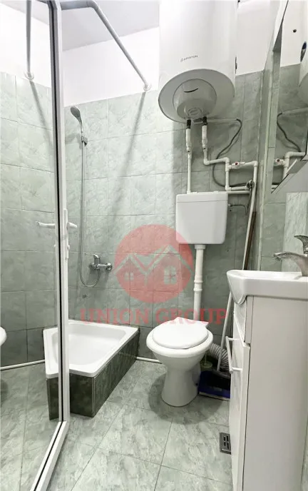 Garsoniera Complet Mobilata si Utilata Etaj 1 zona Palas