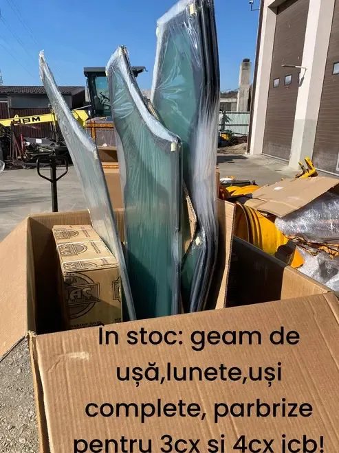 Parbrize 3cx 4cx jcb si alte piese jcb stoc