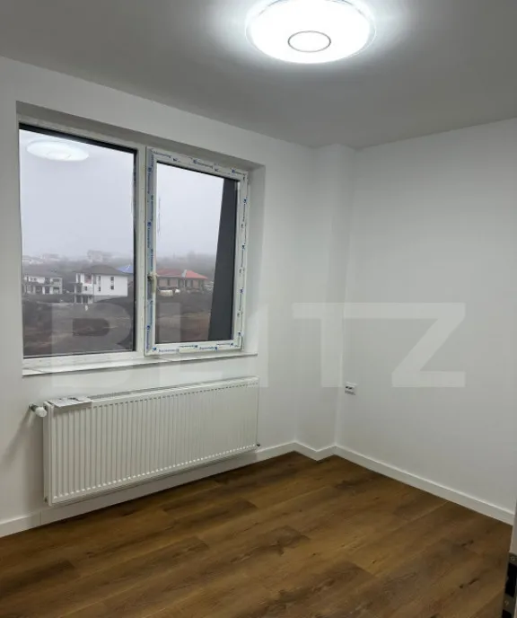 Garsoniera de vanzare 13 mp zona Take Ionescu Facultatea