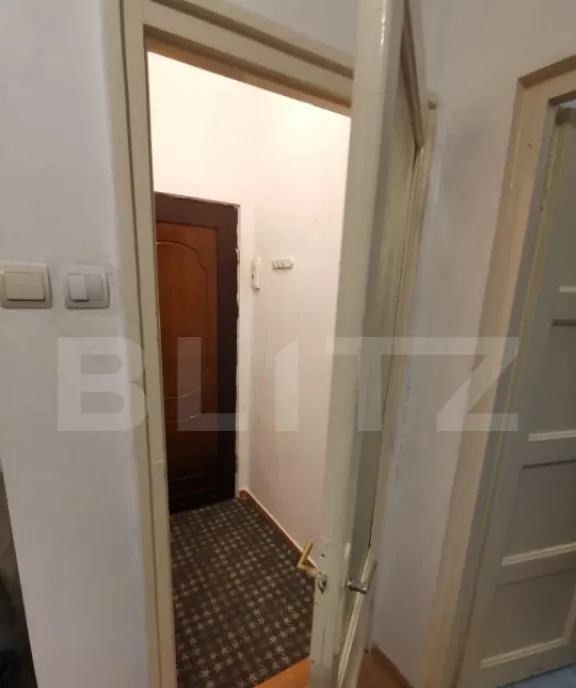 Garsoniera 25 mp zona Facultatea de Litere