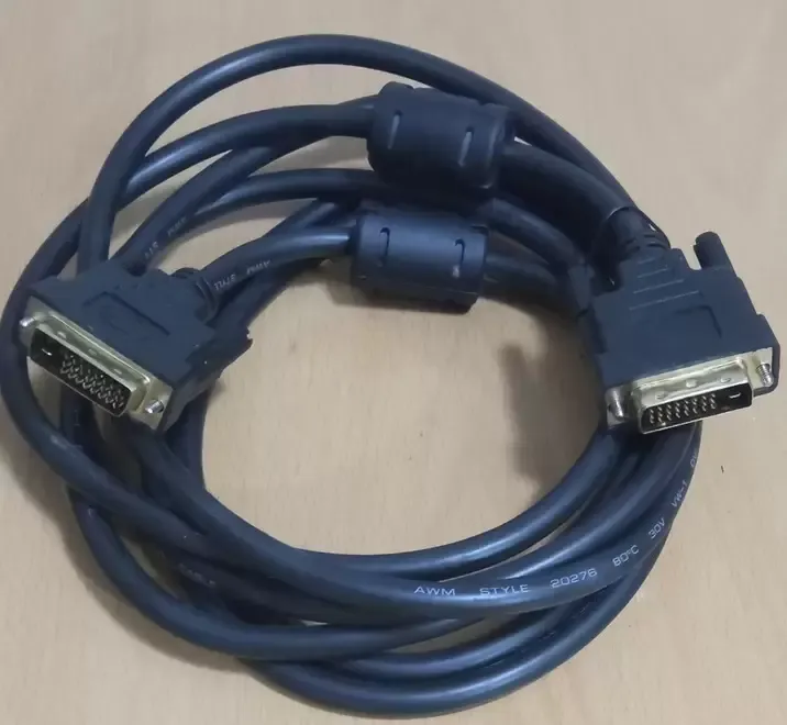 Vand Cabluri pentru PC Laptop TV