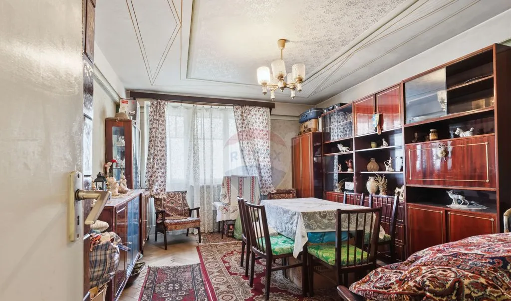 Apartament 2 camere de vanzare in zona Ultracentral Sebis