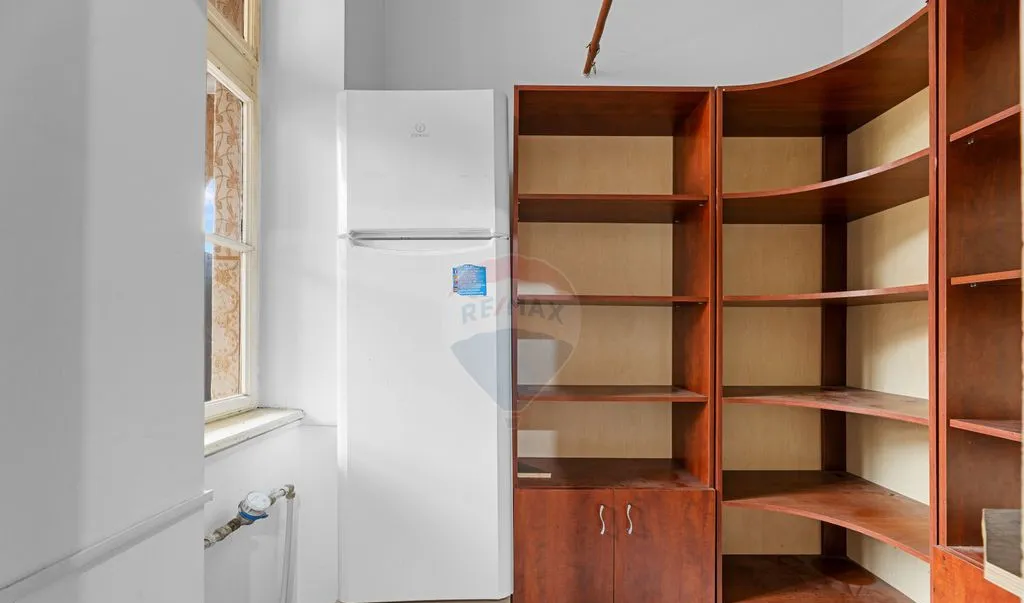 Apartament 2 camere clasic 116 mp utili str pietonal