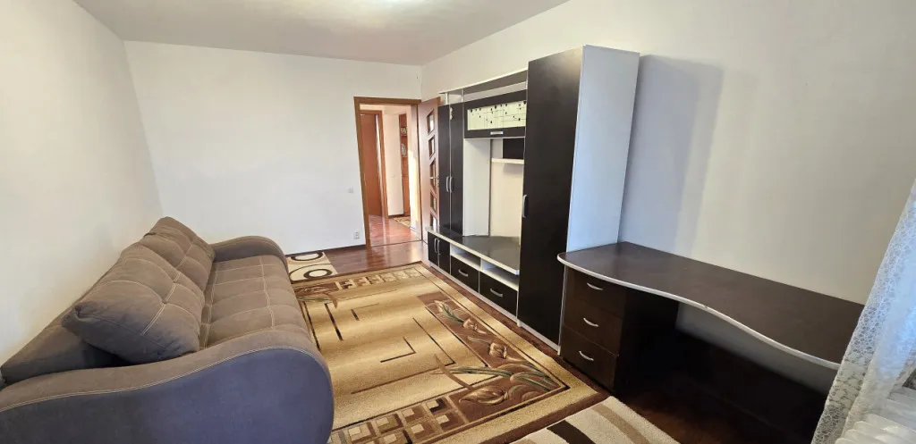 3 camere l 5 min metrou 1 decembrie 1918