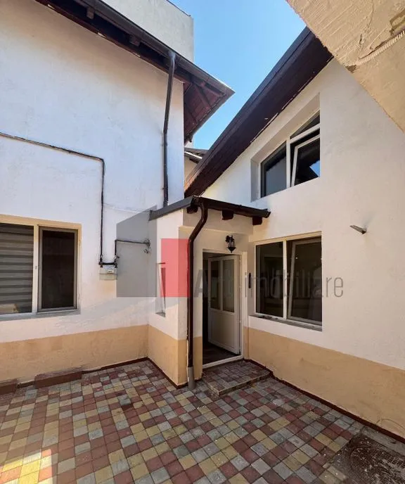 0 Comision Casa de inchiriat in zona Domenii/Mihalache/1