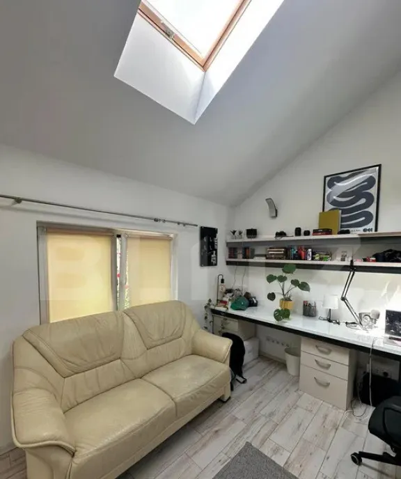 Casa mobilata modern de inchiriat 50 mp zona centrala