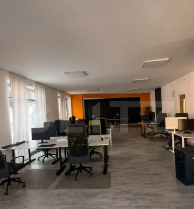 Spatiu de birou 332 mp zona Horea