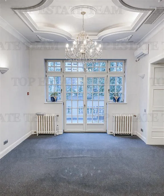 Vila interbelica reconsolidata si renovata in zona Armeneas