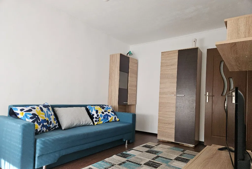 Garsoniera de inchiriat Central zona Intim Piata Mihai Viteazul