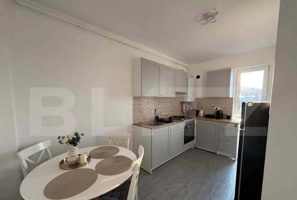 Apartament 1 camera 39 mp zona Teilor