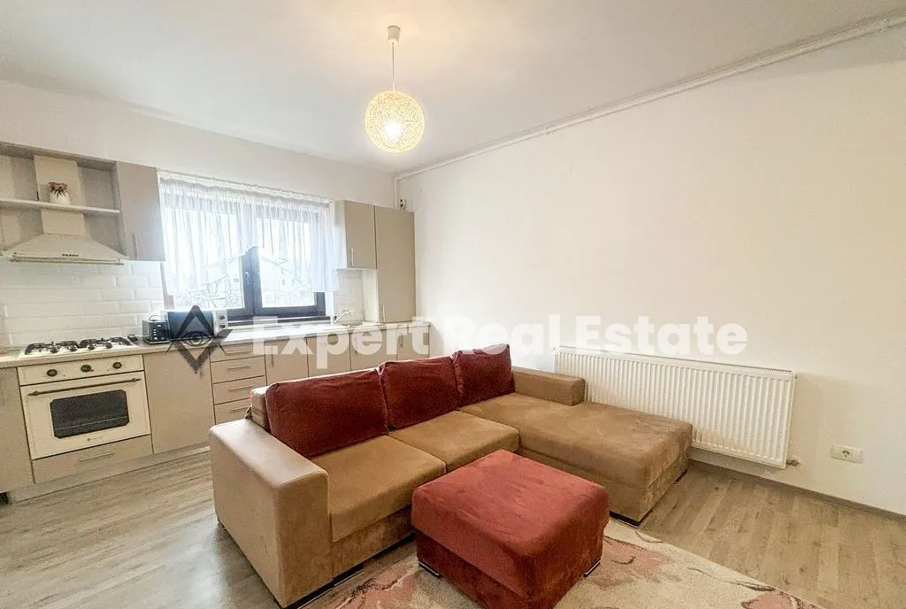 Apartament spatios 2 camere otopeni