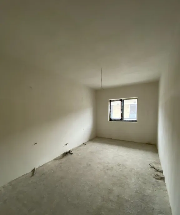 Constructie noua Casa cu 5 camere si terasa circulabila Subcetate