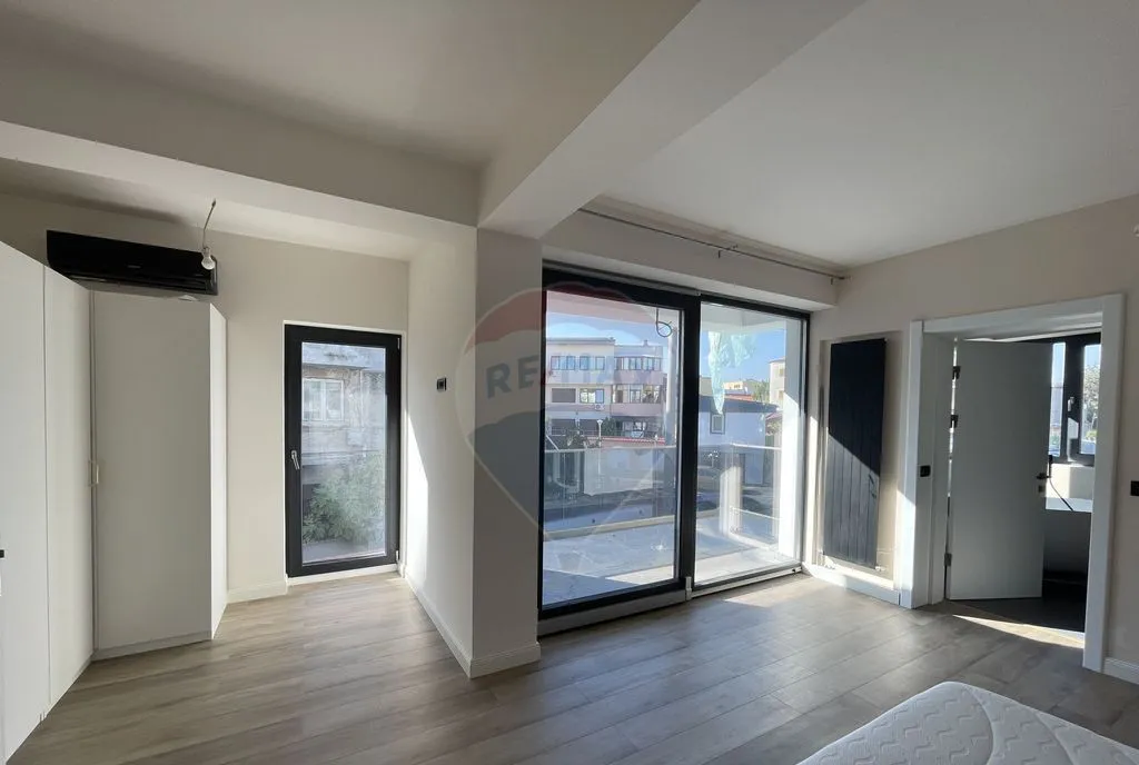 Vila str Ronda zona Muncii 150mp